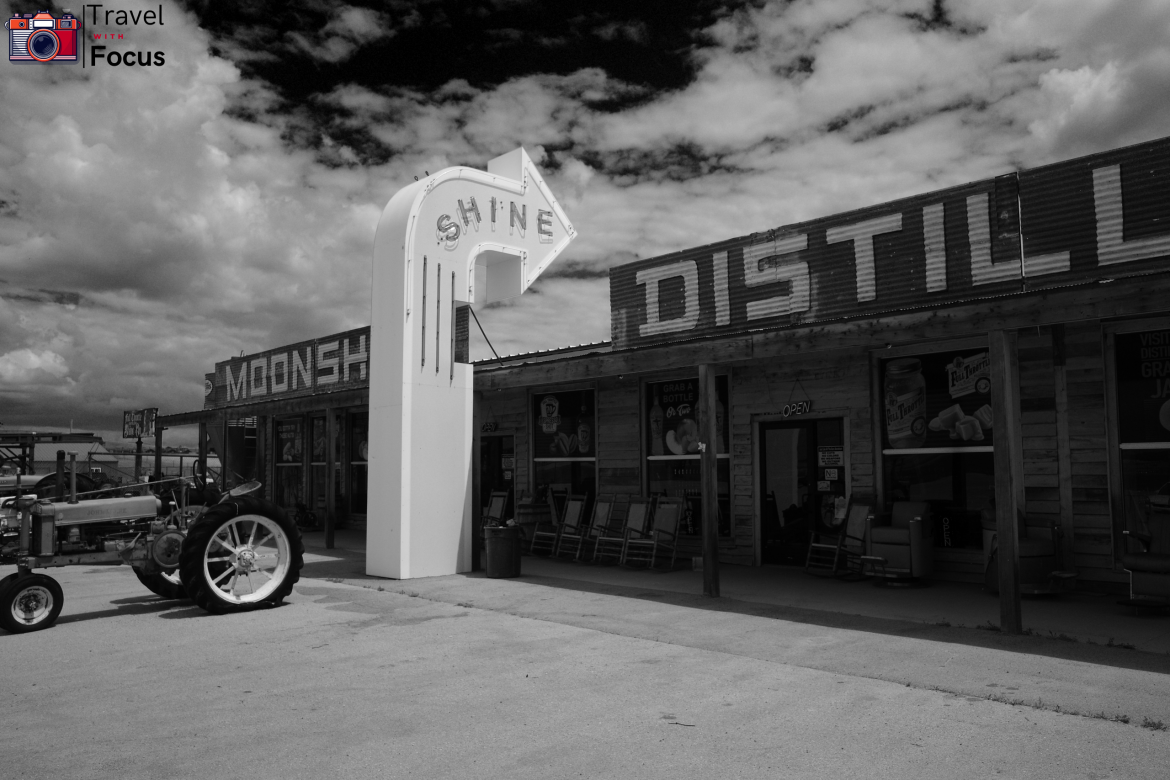 Full Throttle Saloon